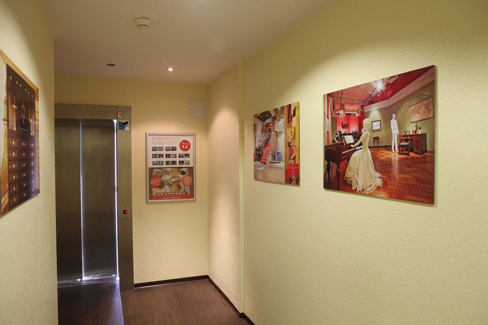 Acama Hotel & Hostel Schoeneberg Berlin Eksteriør billede